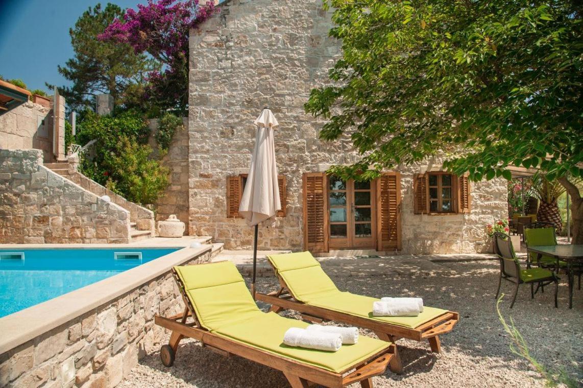 Luxury Beachfront Villa Mare With Private Pool At The Beach Orebic - Peljesac المظهر الخارجي الصورة