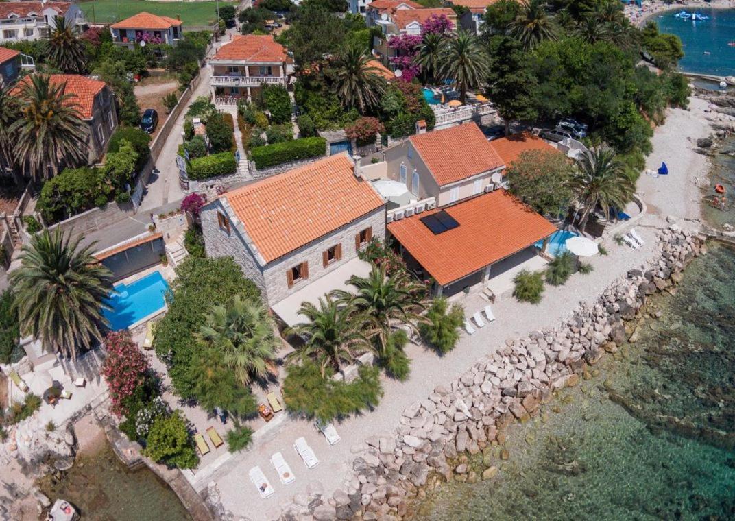 Luxury Beachfront Villa Mare With Private Pool At The Beach Orebic - Peljesac المظهر الخارجي الصورة